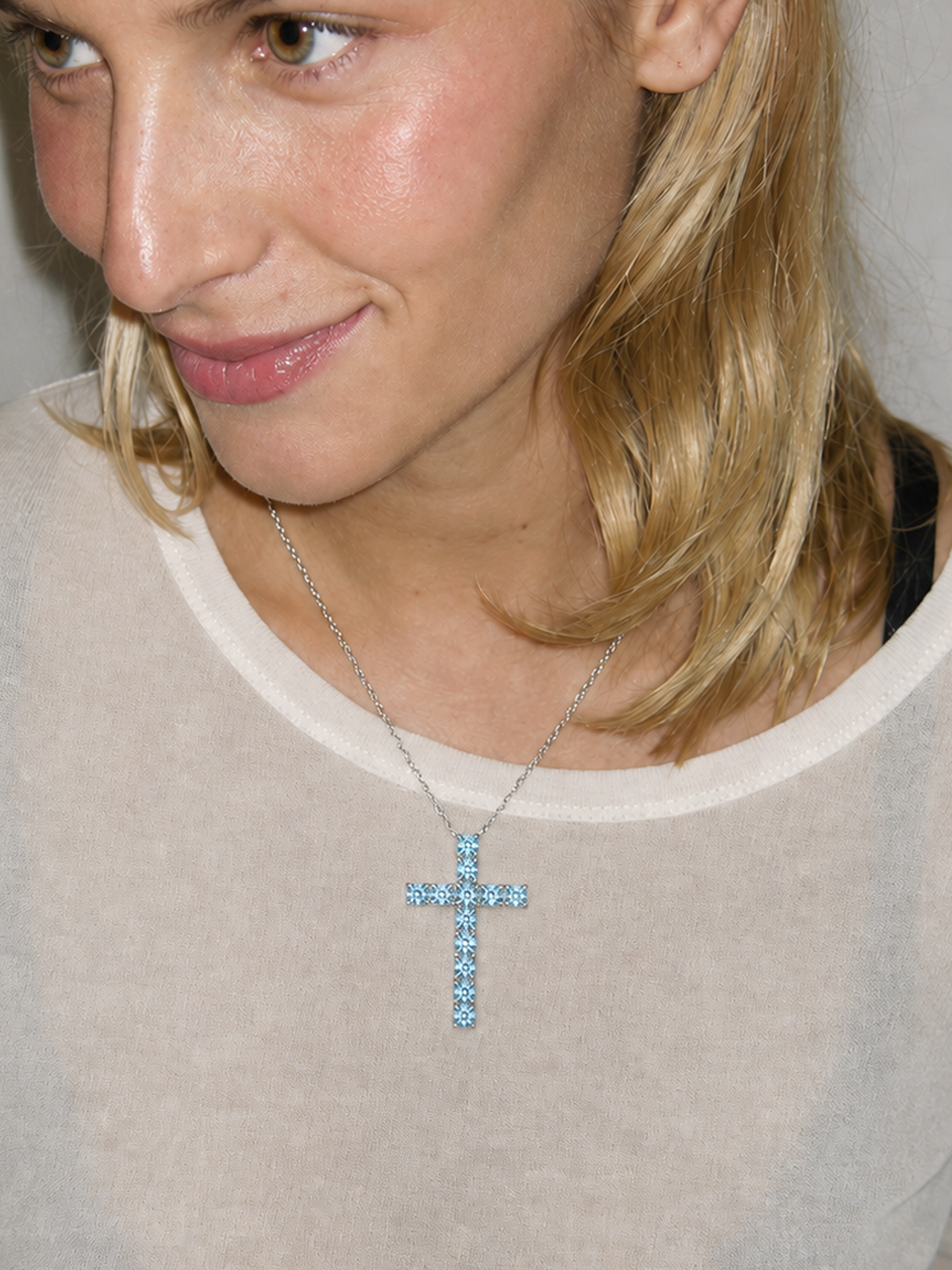 3.60 ctw Fancy Blue Cross Round Lab Grown Diamond Pendant Necklace