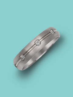 Diamond Station Single Line Brushed Band.png