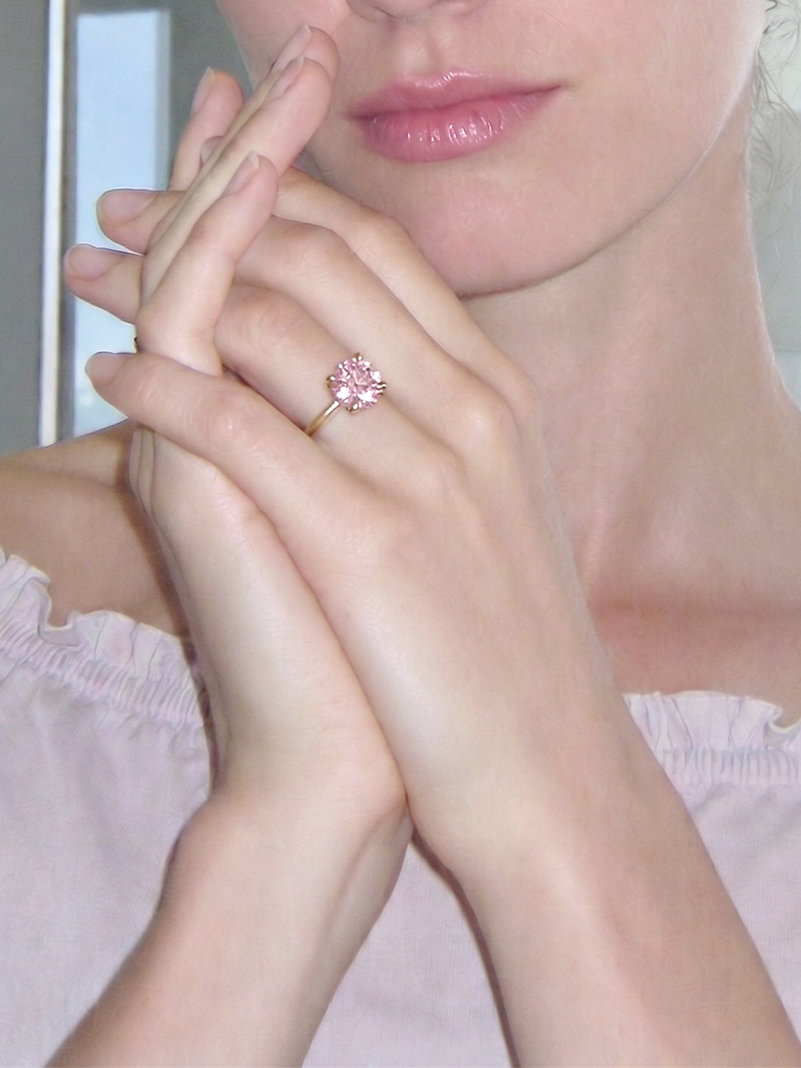 Fancy Pink Round Cut 4-Prong Solitaire Lab Grown Diamond Engagement Ring