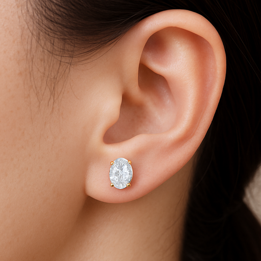Oval Stud Earrings: IGI