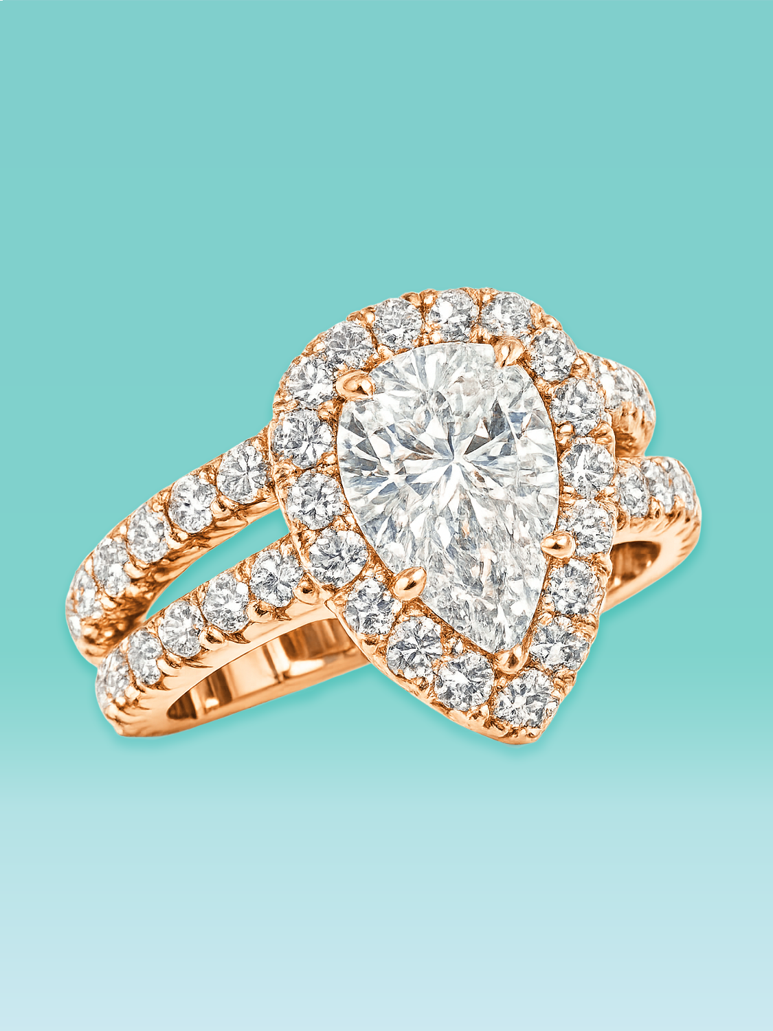 Pear Cut Lab Diamond Halo Pavé Band Engagement Ring Set