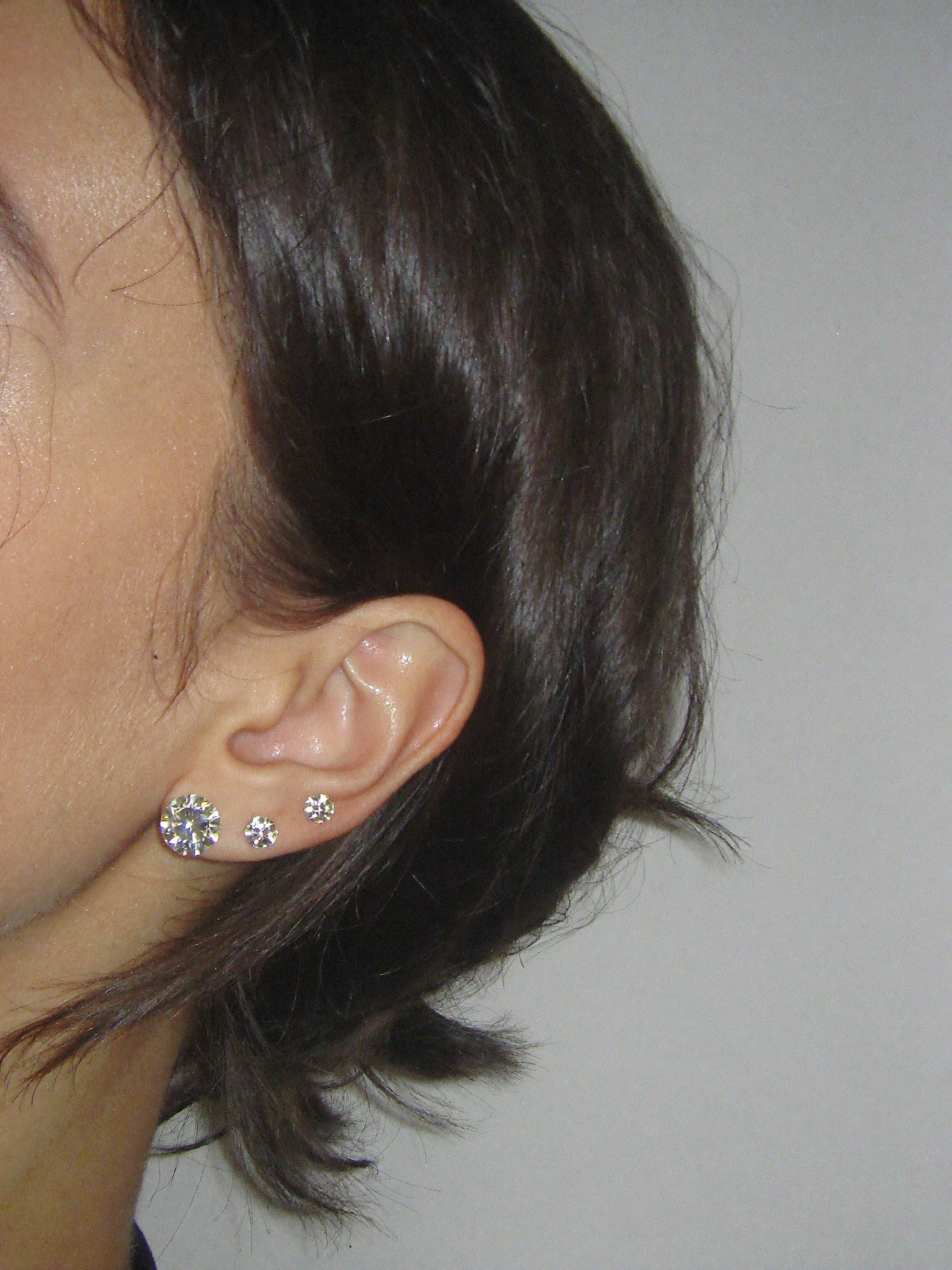 Bow Tie Lab Diamonds