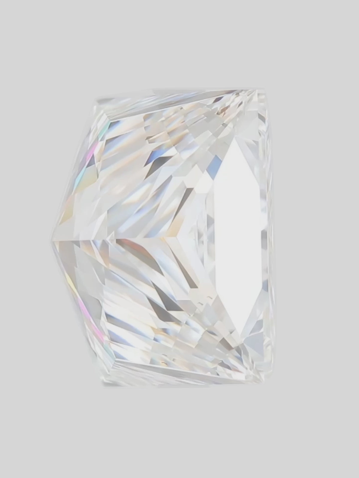 Load video: Rotating video of a colorless princess cut lab-grown diamond showing its sparkle — Bow Tie Lab Diamonds