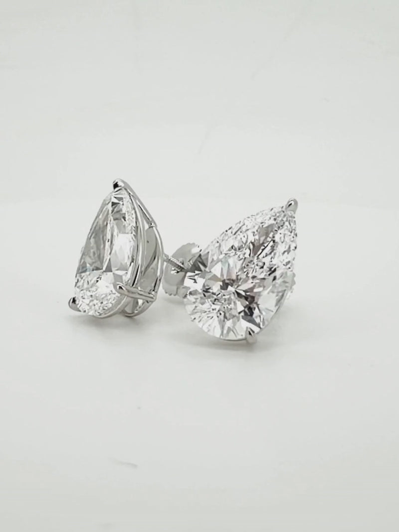 Video of the Pear Cut Lab-Grown Diamond Stud Earrings, showing sparkle and movement — Bow Tie Lab Diamonds