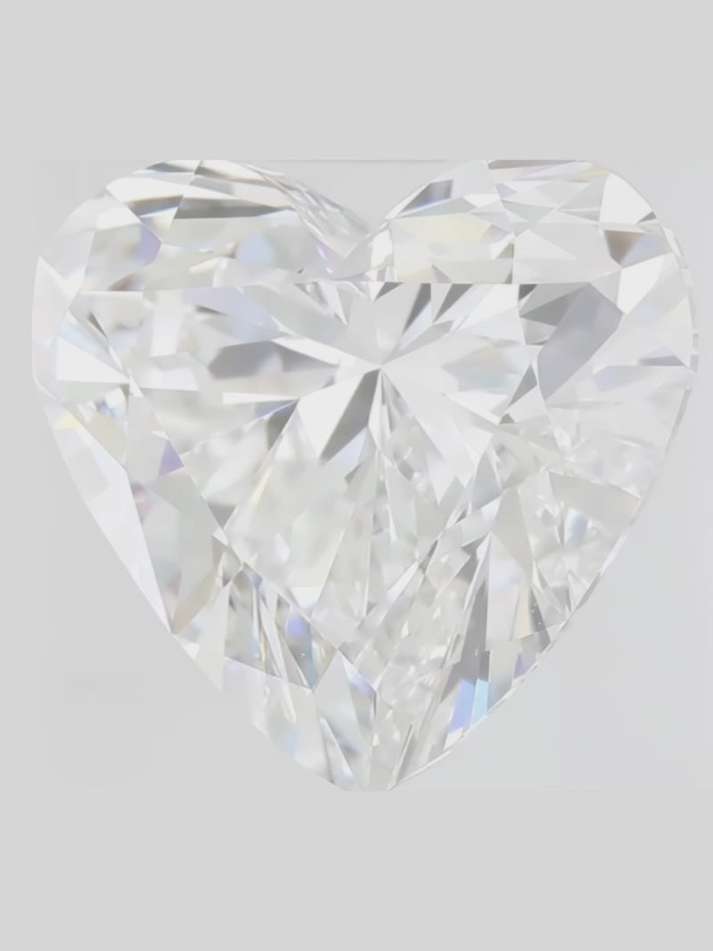 Rotating video of a colorless heart cut lab-grown diamond showing its sparkle — Bow Tie Lab Diamonds